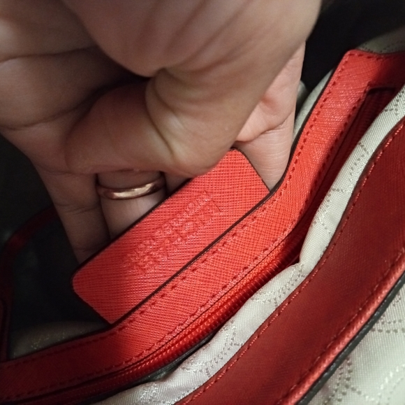 Michael Kors bag - Picture 15 of 15